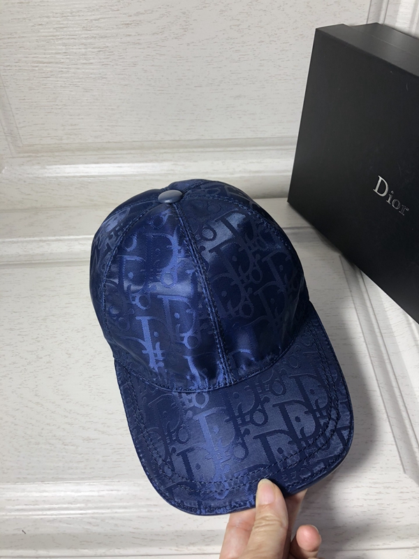 ブランド帽子側面デザイン